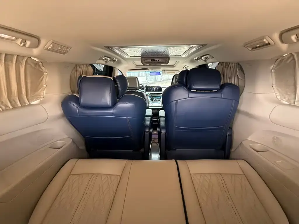 Buick GL8 2022 из CN, фото 2