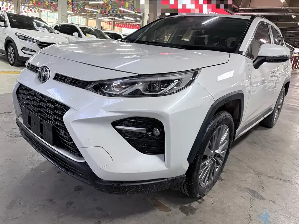Toyota Wildlander — фото 1