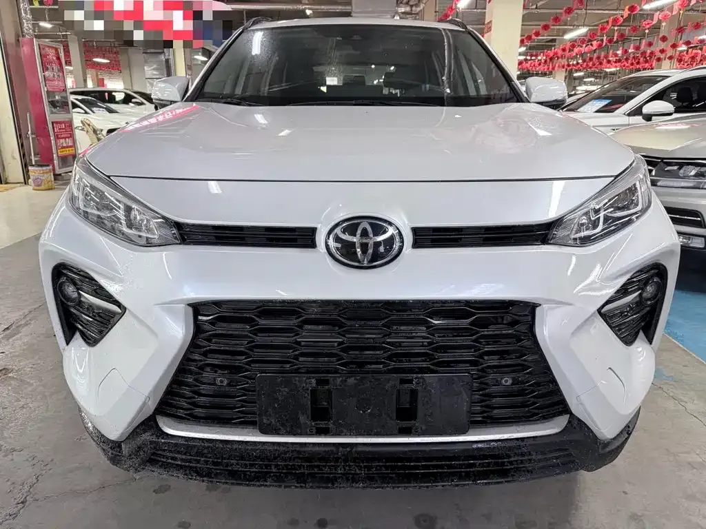 Toyota Wildlander — фото 9