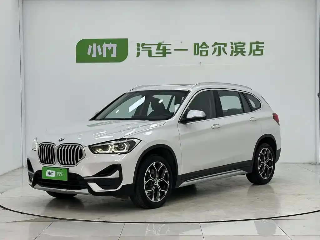 BMW X1 — фото 1