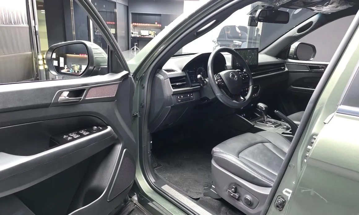 KG Mobility (Ssangyong) Rexton — фото 6