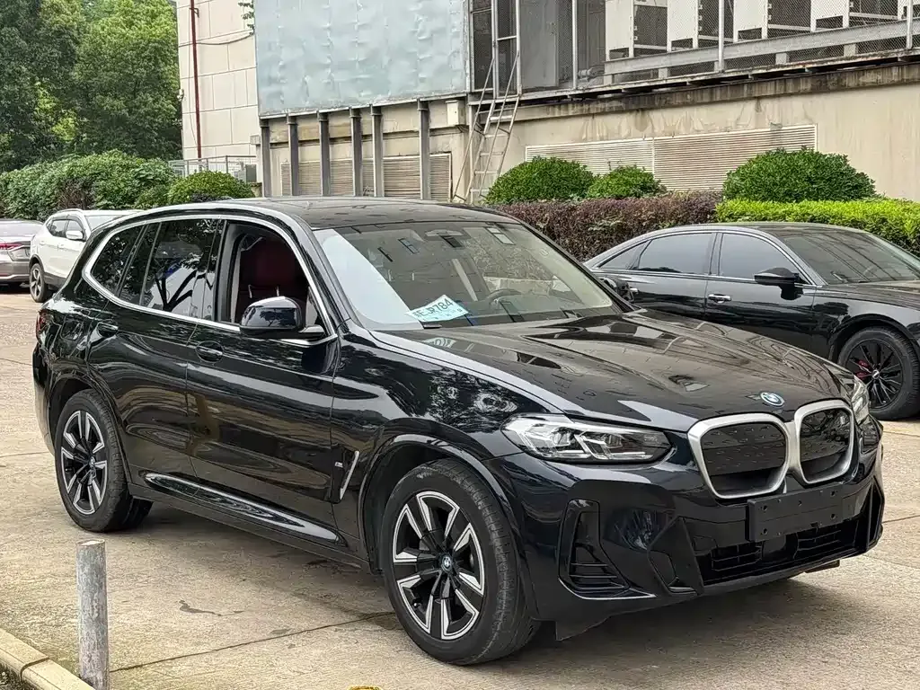 BMW iX3 2023 из CN, фото 7