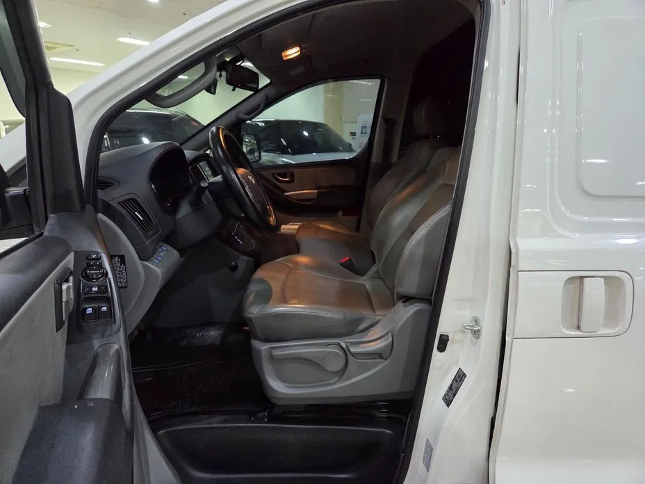 Hyundai Starex 2021 из KR, фото 4