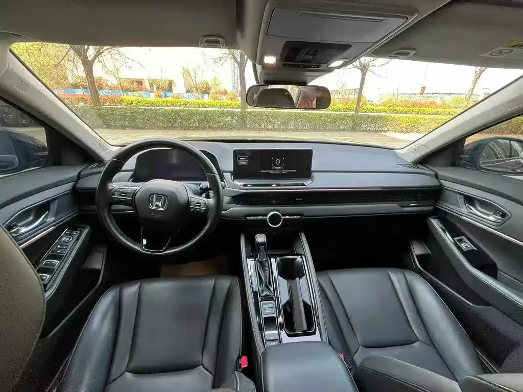 Honda Accord — фото 5
