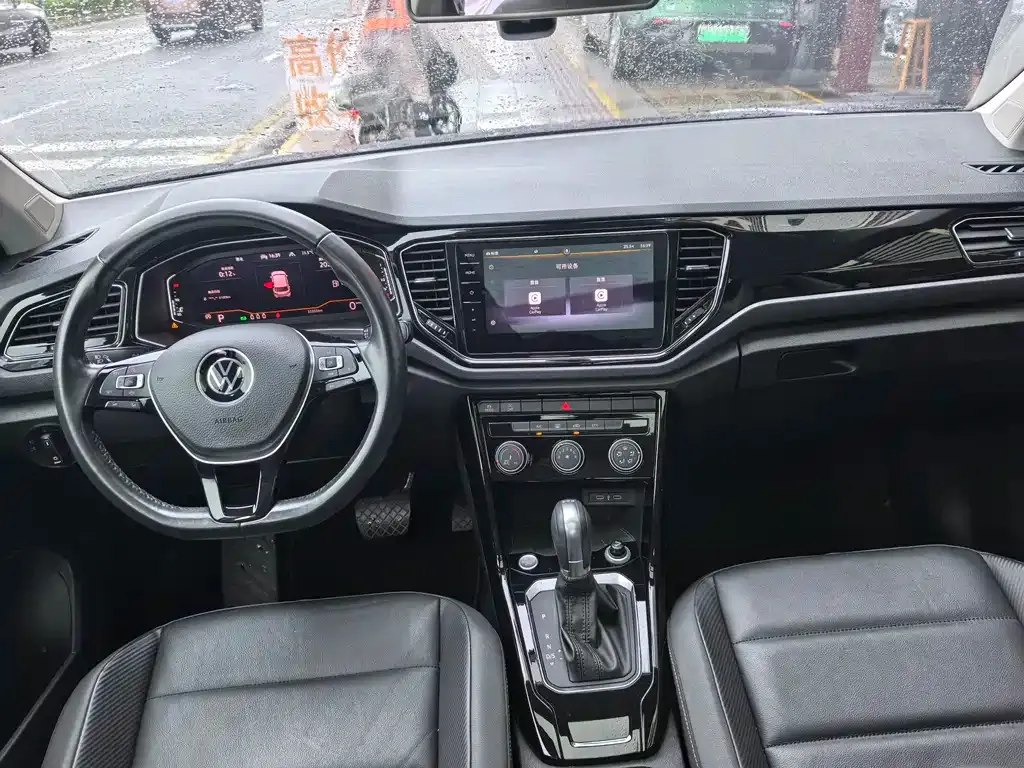 Volkswagen T-Roc 2021 из CN, фото 2