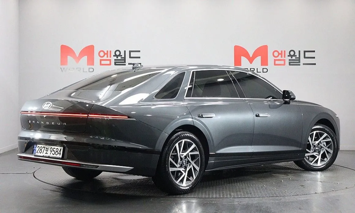 Hyundai Grandeur 2023 из KR, фото 8
