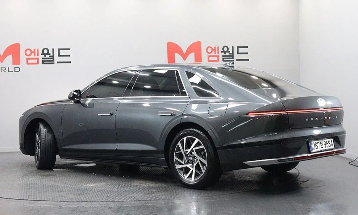 Hyundai Grandeur 2023 из KR, фото 3