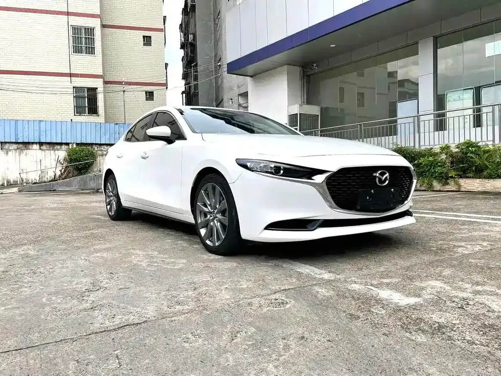 Mazda 3 Axela 2021 из CN, фото 3