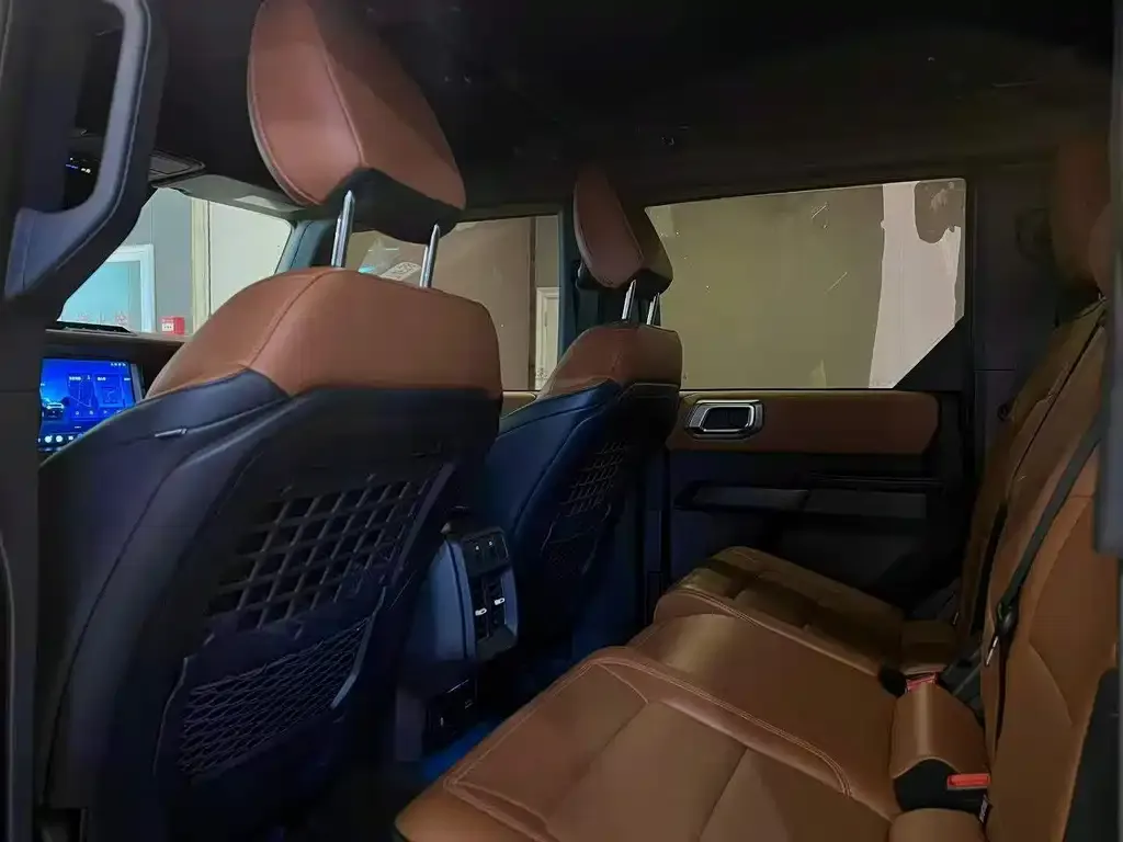 Ford Bronco 2024 из CN, фото 2