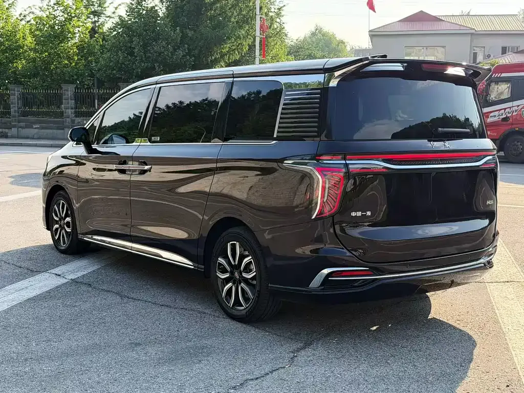 Hongqi HQ9 2023 из CN, фото 2