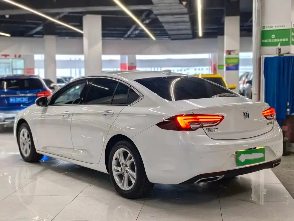 Buick Regal 2023 из CN, фото 6