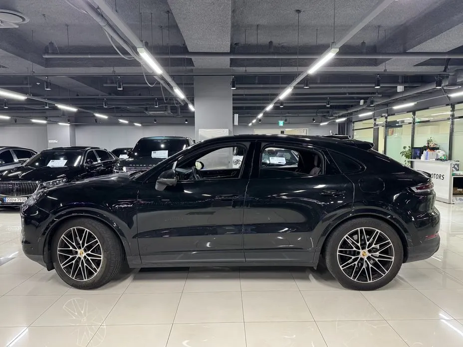 Porsche Cayenne 2024 из KR, фото 6