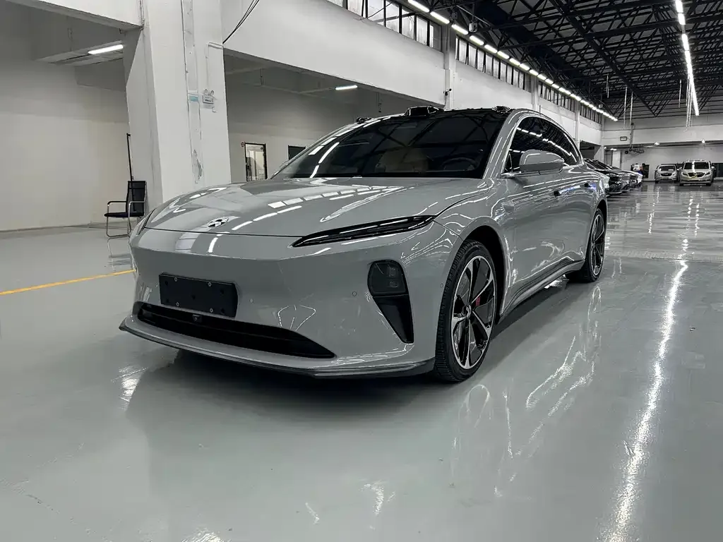 NIO ET5T