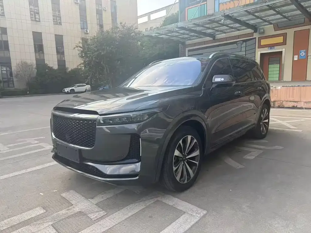 Li Auto ONE