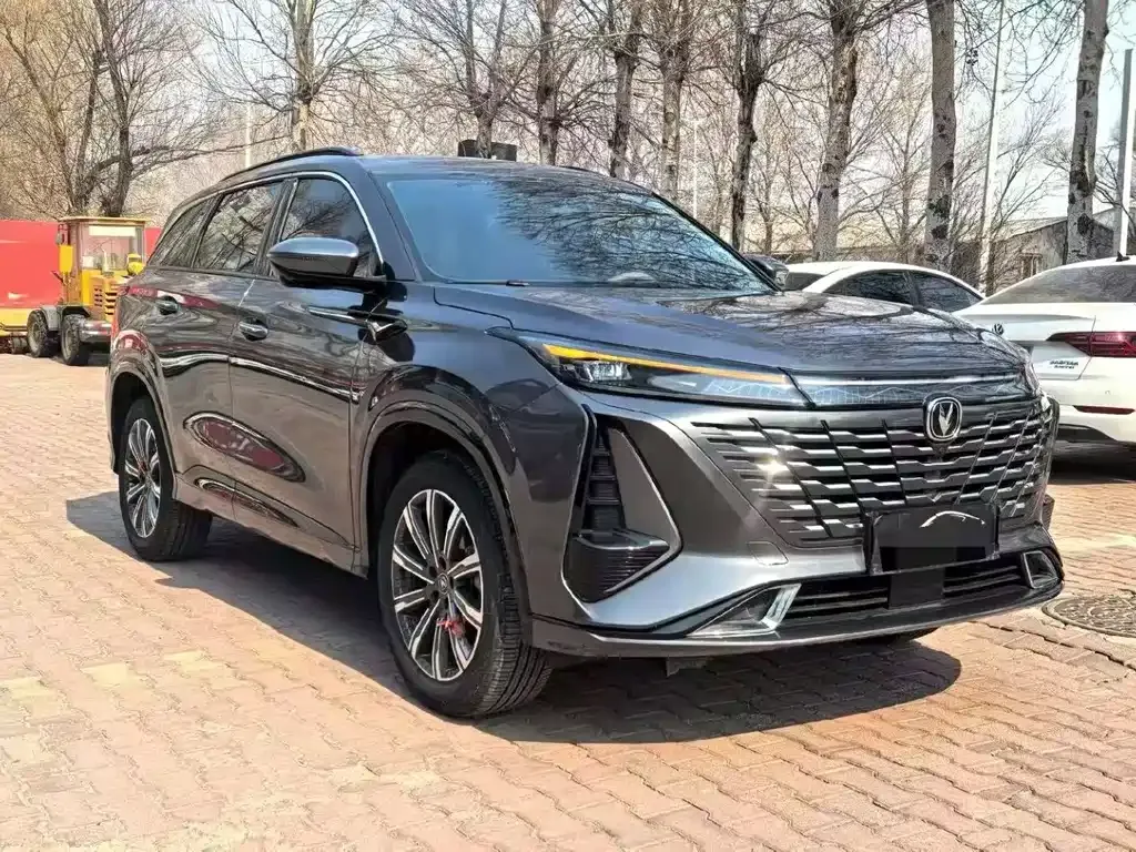 Changan CS75PLUS — фото 4