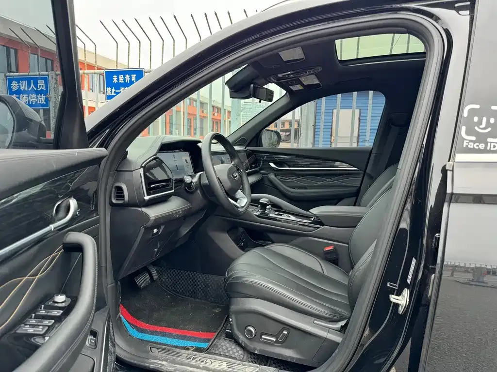 Geely Xingyue L 2024 из CN, фото 5