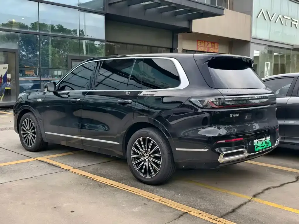Geely Galaxy M9 — фото 4