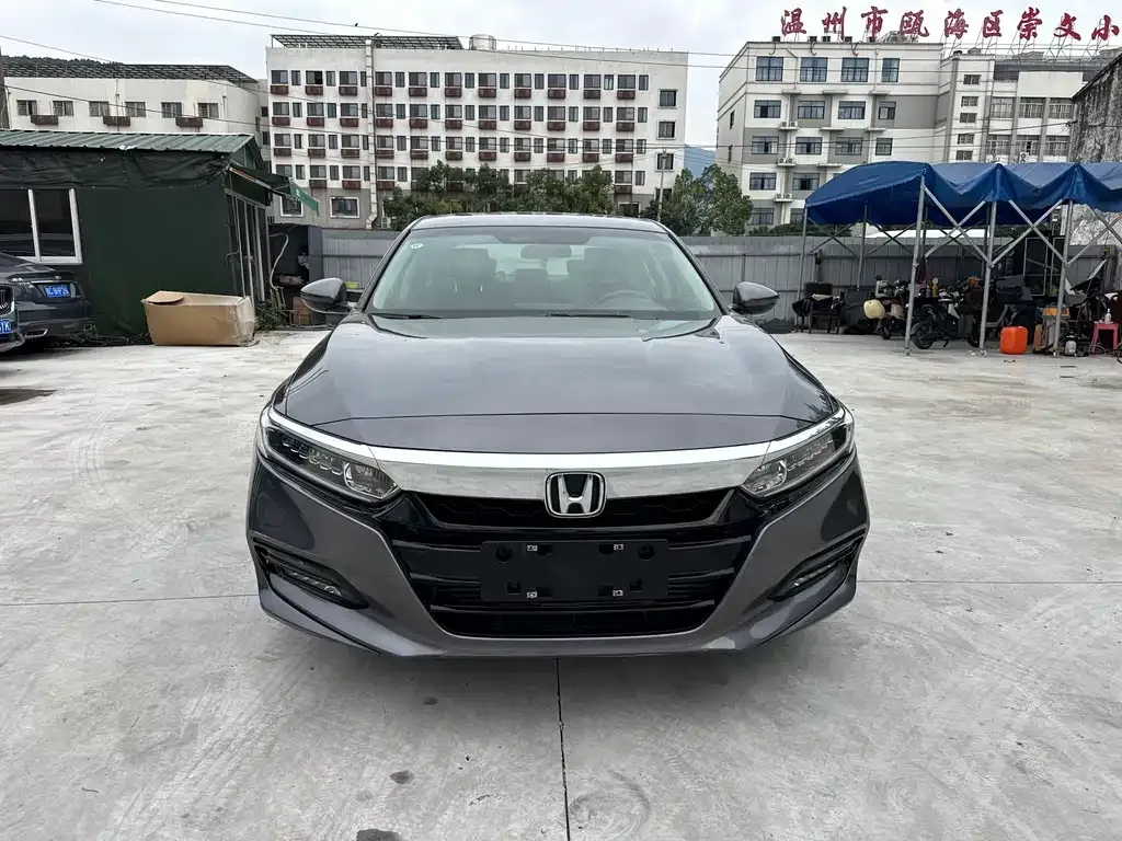 Honda Accord — фото 4