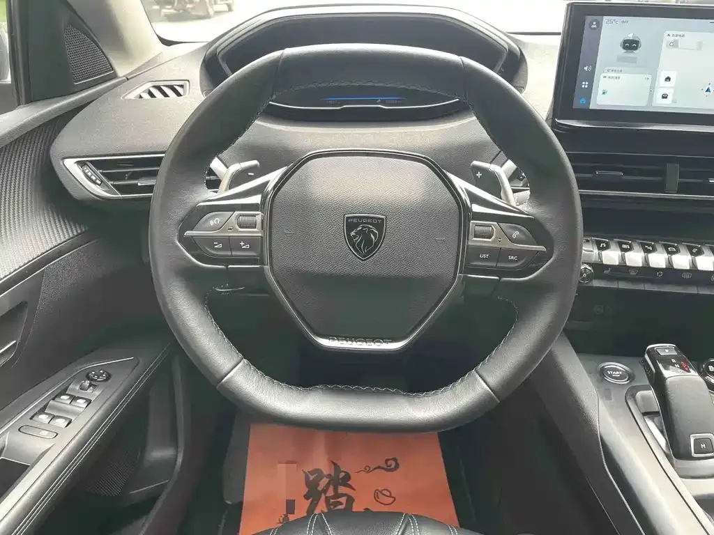 Peugeot 5008 2023 из CN, фото 2