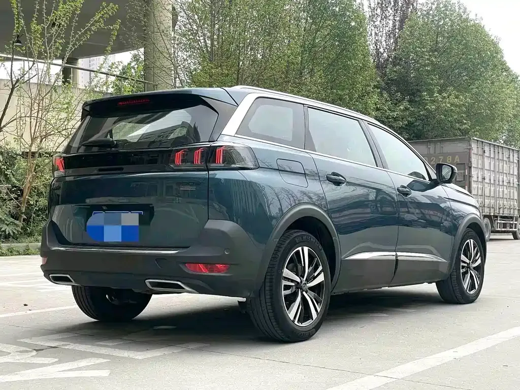 Peugeot 5008 2023 из CN, фото 10