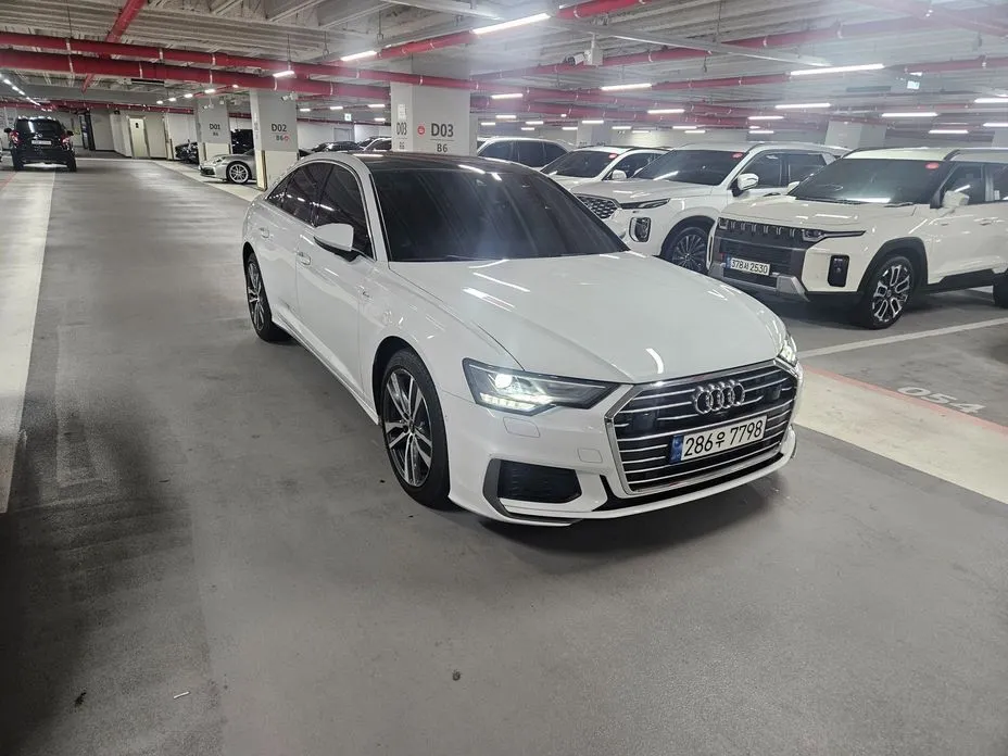 Audi A6 — фото 1