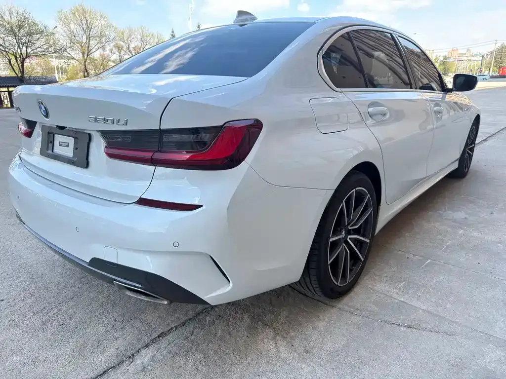 BMW 3 Series — фото 10