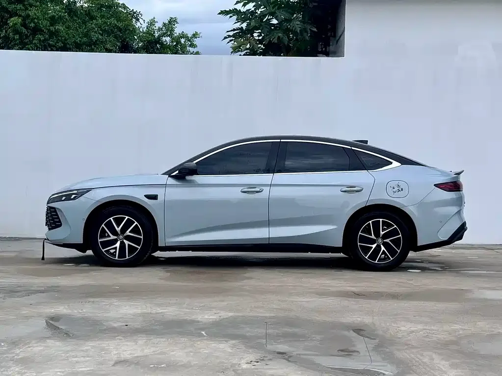 BYD Qin L — фото 7