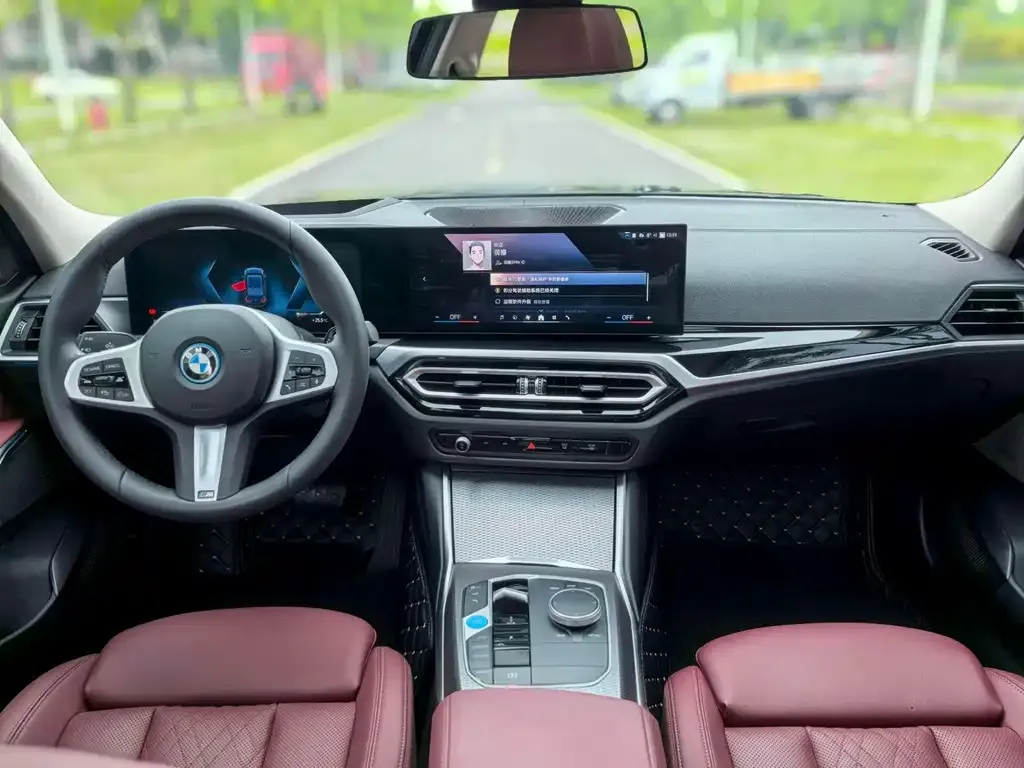 BMW i3 — фото 4