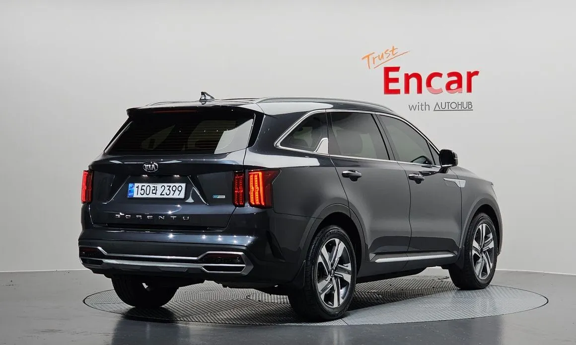 Kia Sorento — фото 9