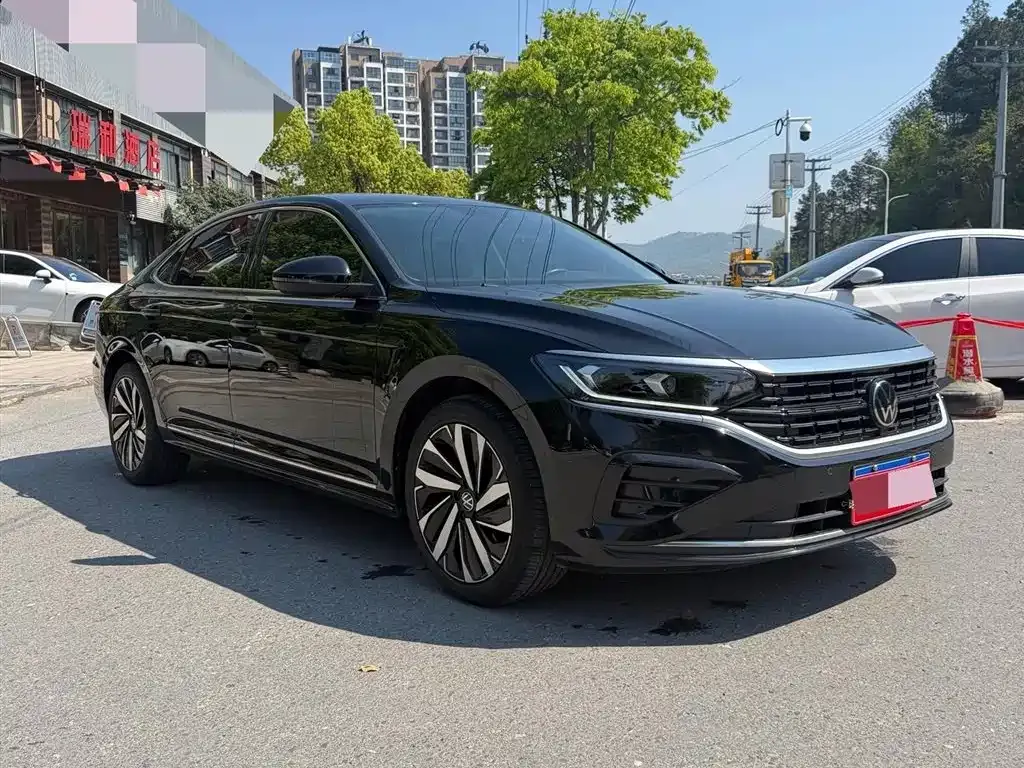 Volkswagen Passat — фото 8