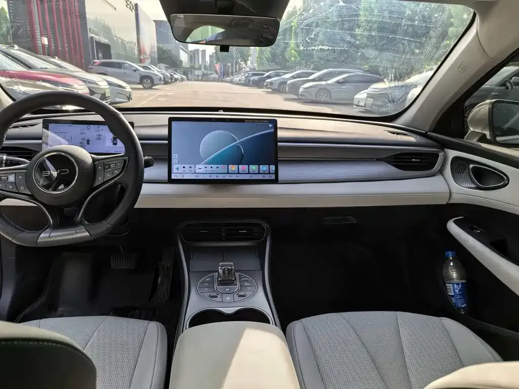 BYD Seal 05 DM-i — фото 4