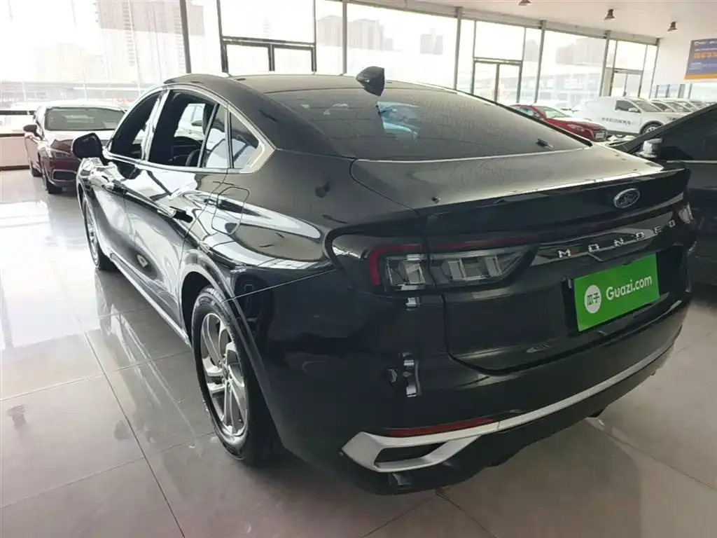 Ford Mondeo 2023 из CN, фото 2