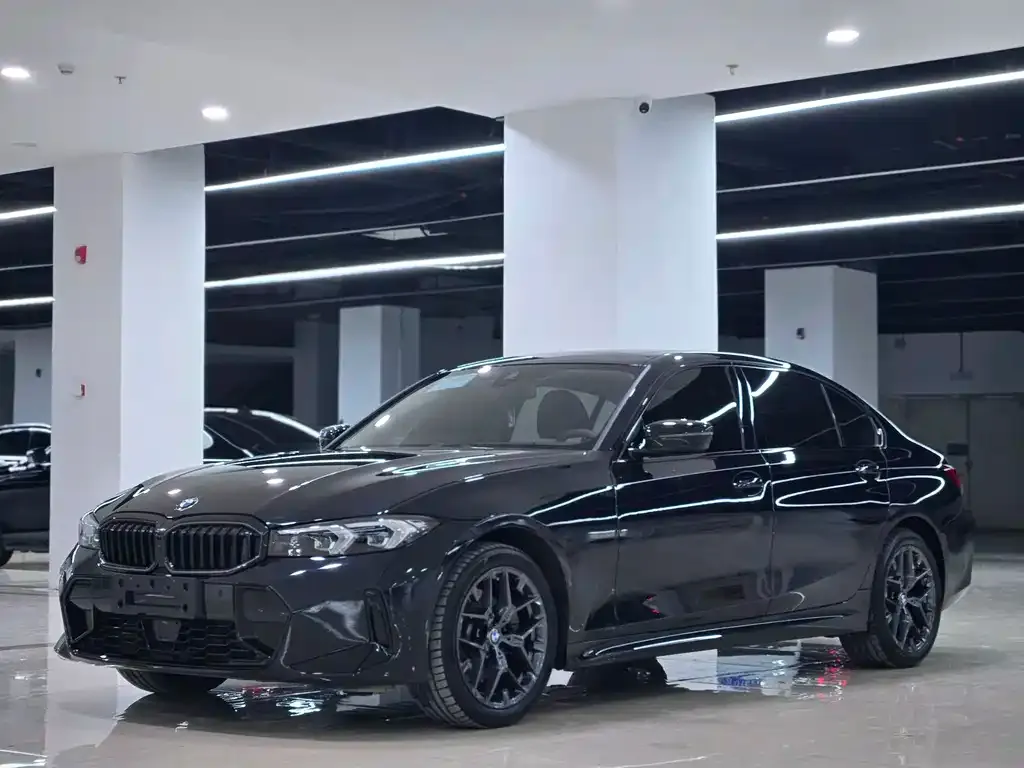 BMW 3 Series — фото 1