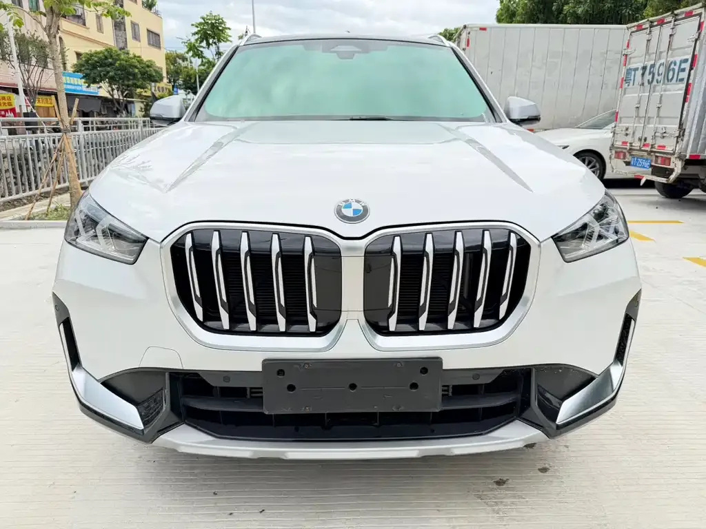 BMW X1 — фото 4