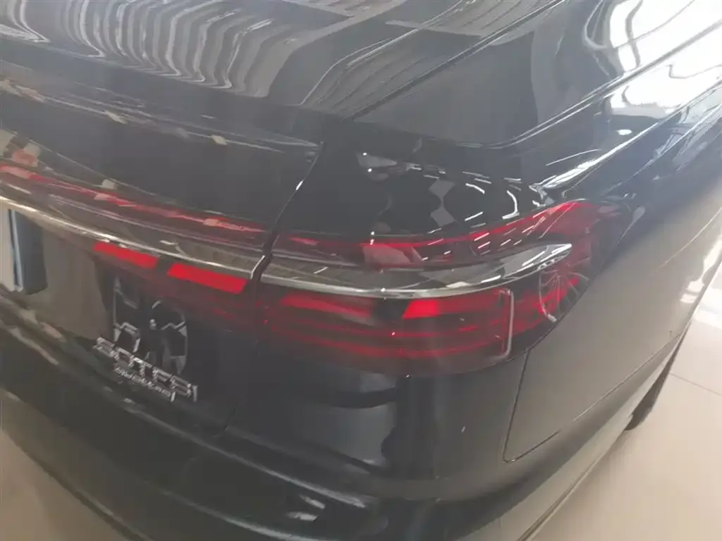 Audi A8 2024 из CN, фото 6
