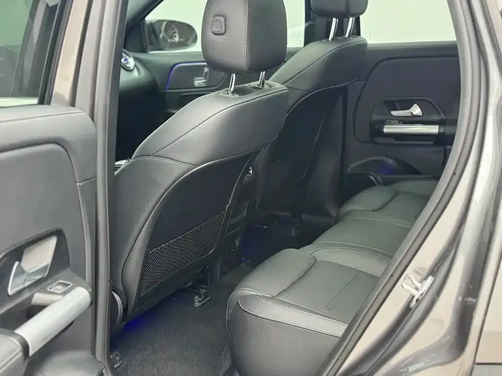Mercedes-Benz EQA 2022 из CN, фото 8