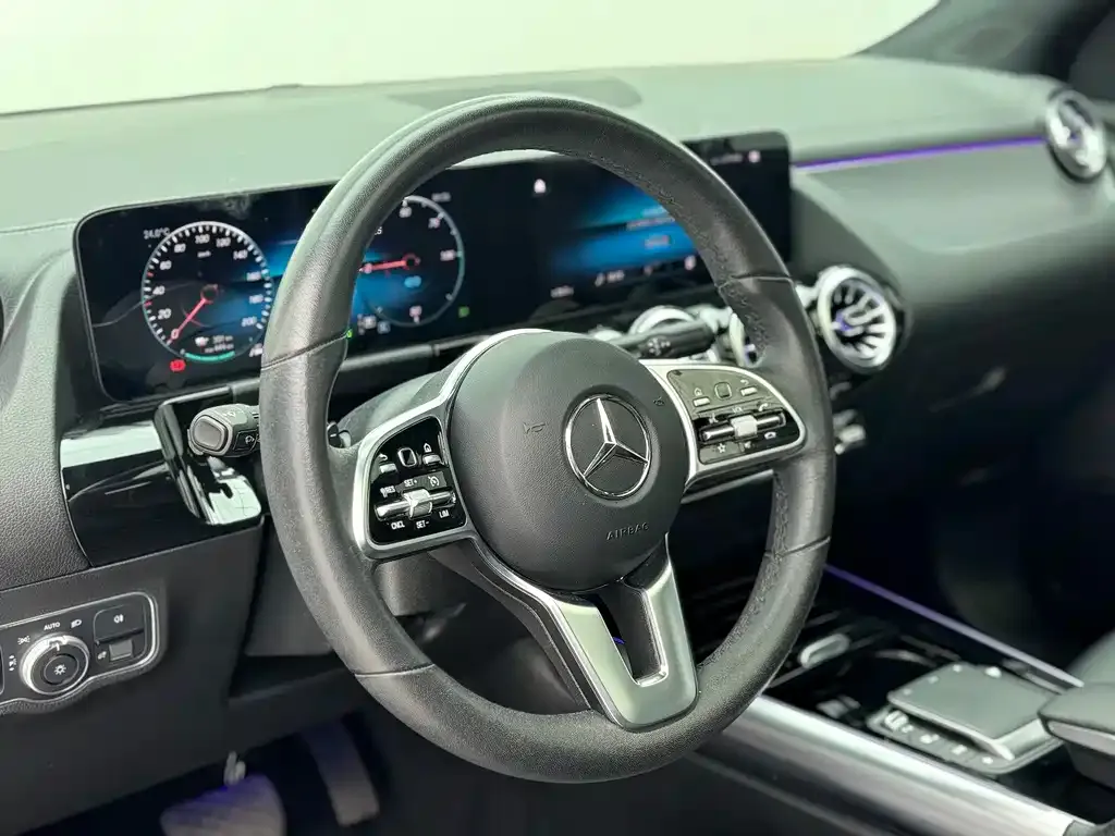 Mercedes-Benz EQA 2022 из CN, фото 3