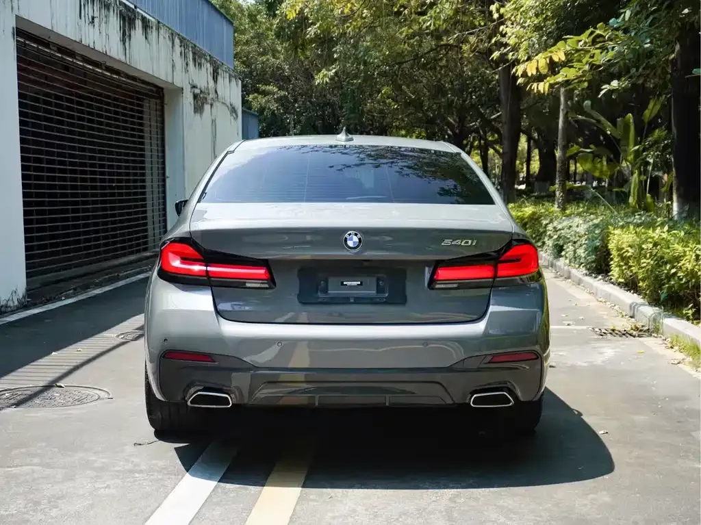 BMW 5 Series (Import) 2022 из CN, фото 9