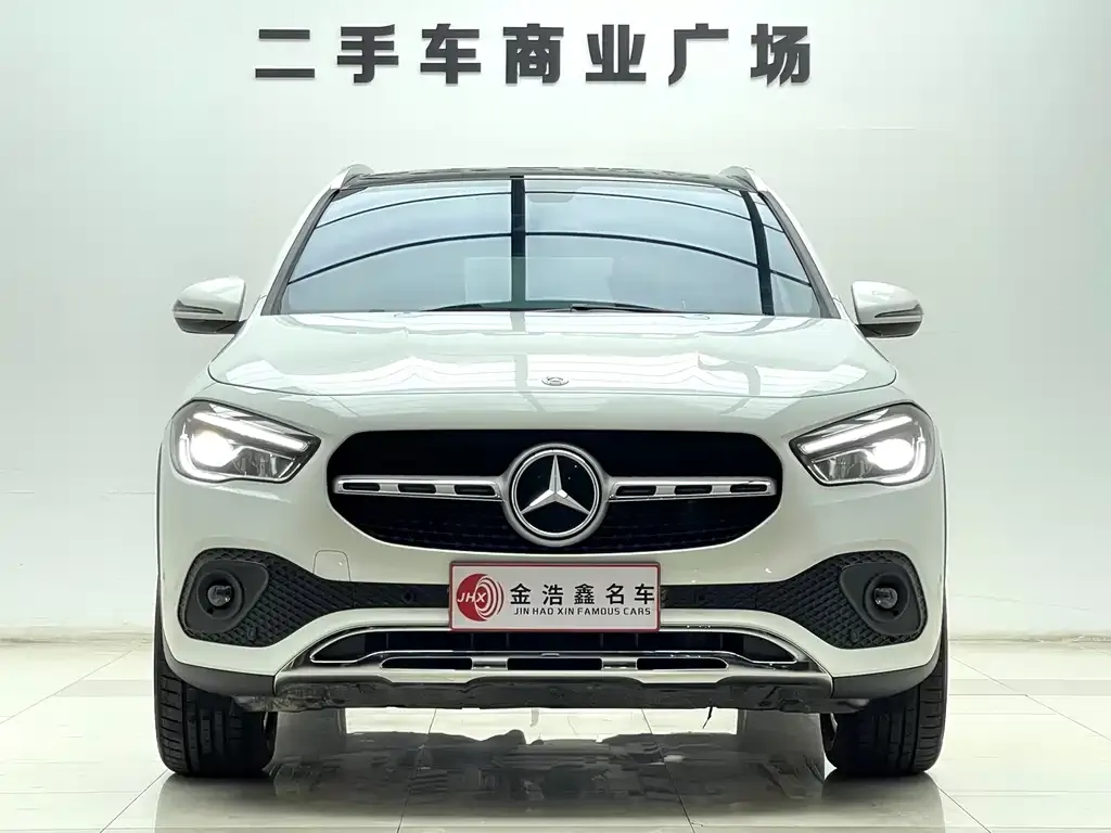 Mercedes-Benz GLA — фото 7