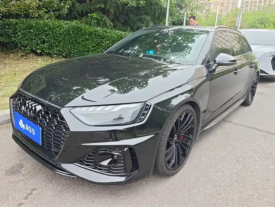 Audi RS 4