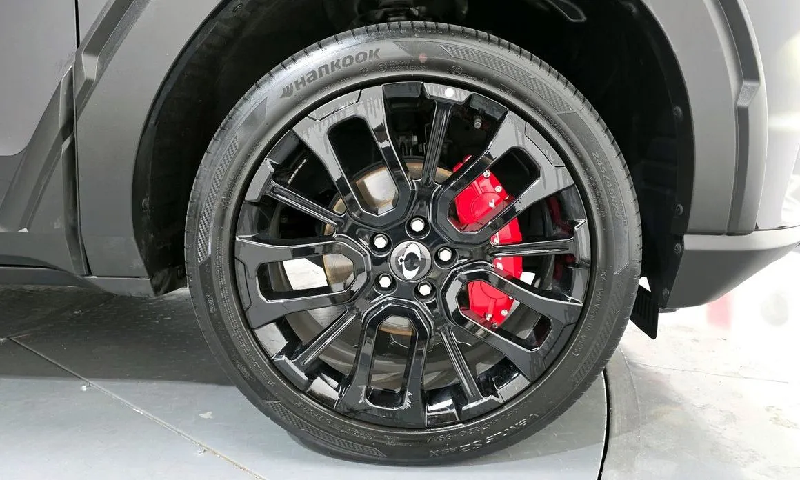 KG Mobility (Ssangyong) Torres — фото 4