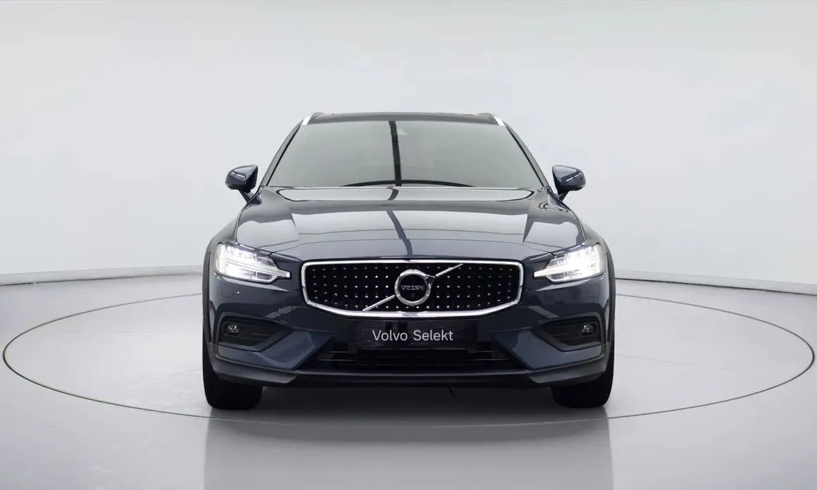 Volvo V60 2021 из KR, фото 5