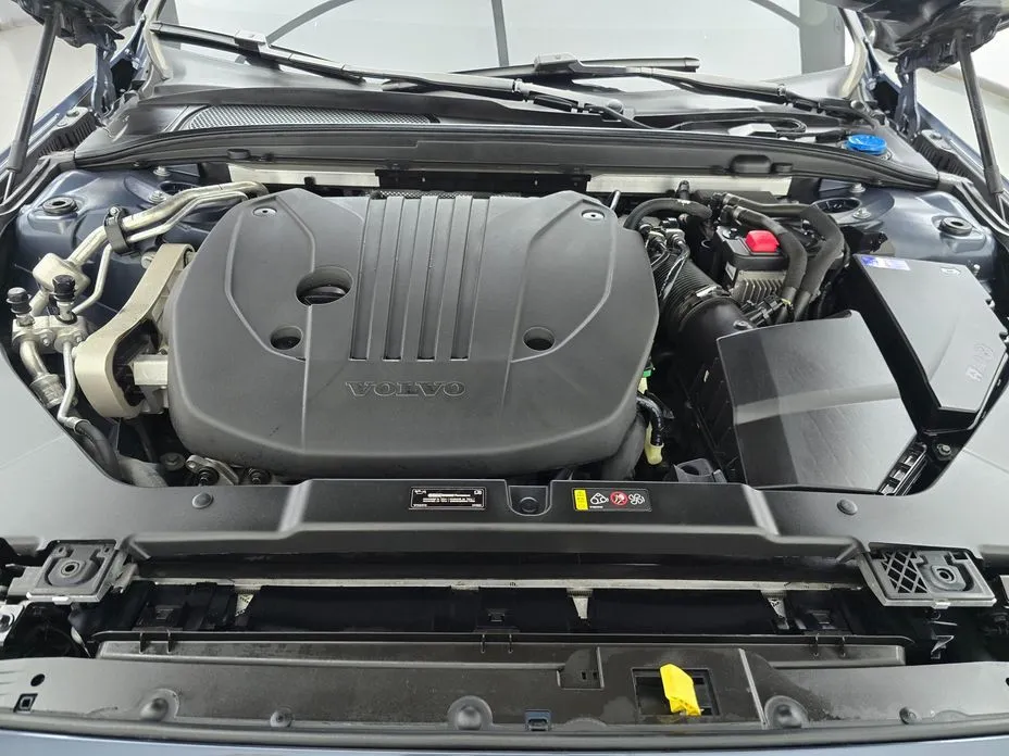 Volvo V60 2021 из KR, фото 10
