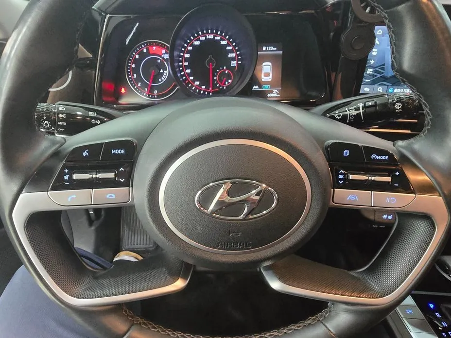 Hyundai AVANTE — фото 9