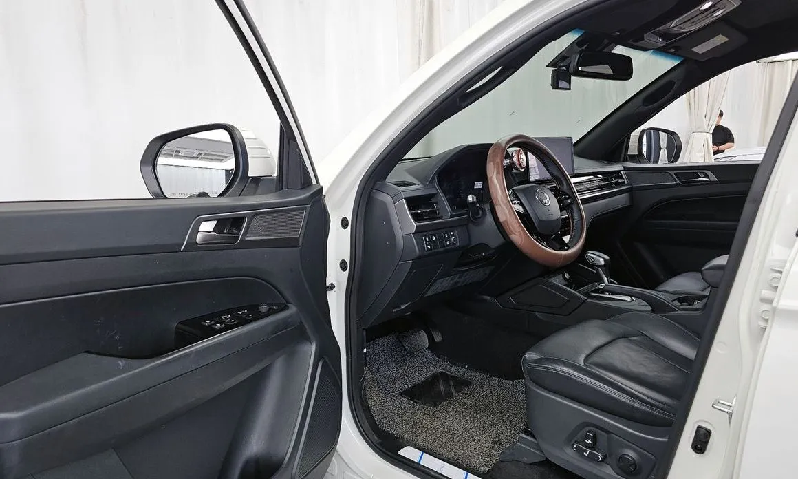 KG Mobility (Ssangyong) Rexton — фото 6