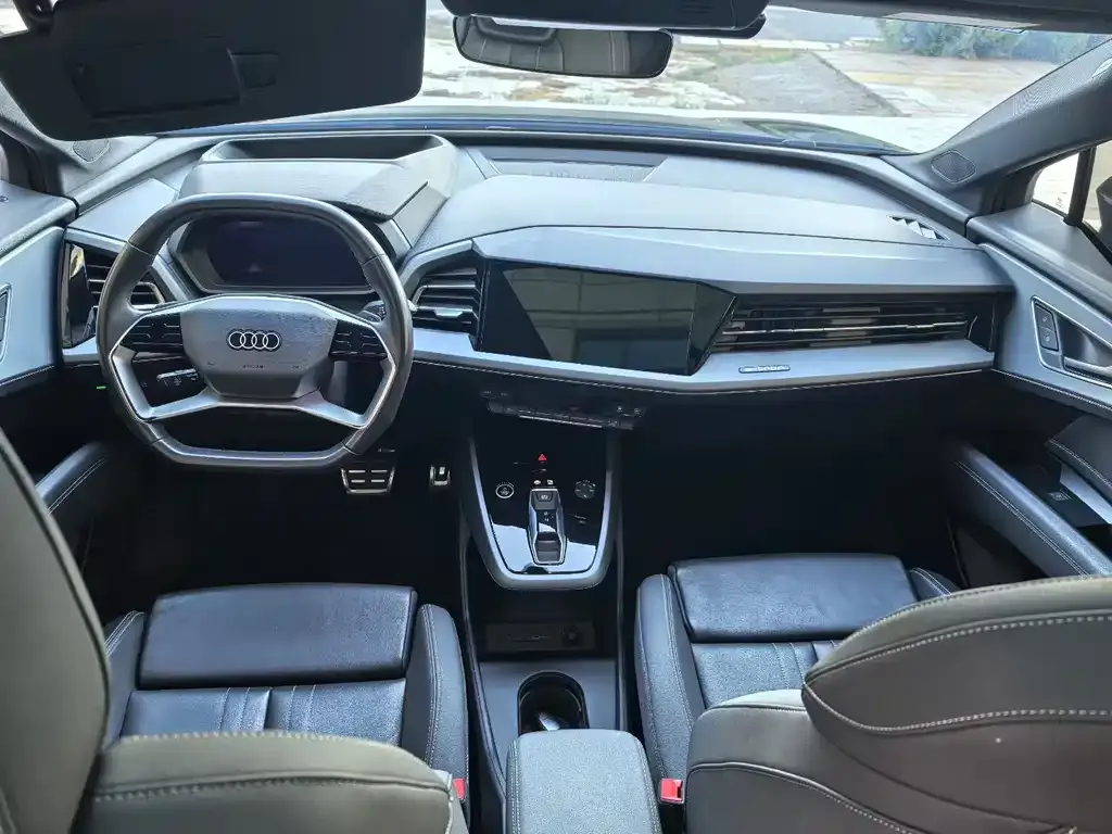 Audi Q5 e-tron 2023 из CN, фото 7