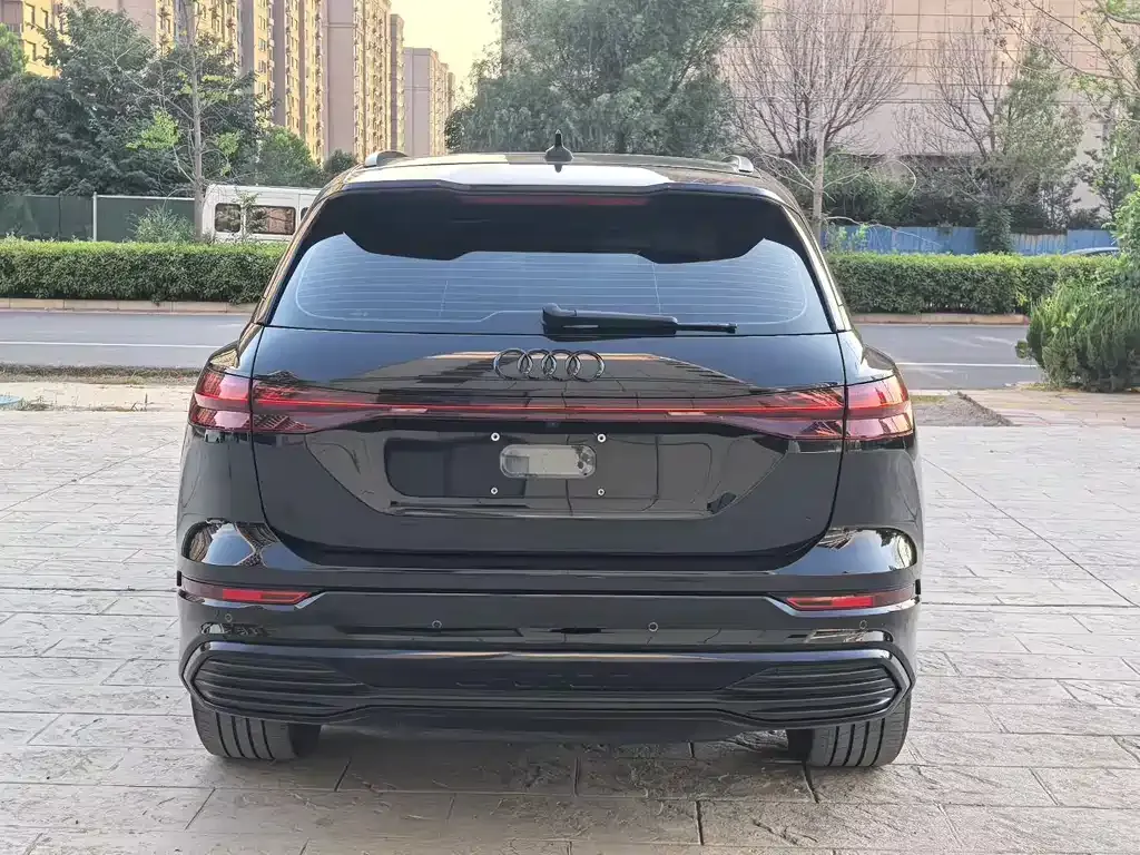 Audi Q5 e-tron 2023 из CN, фото 4