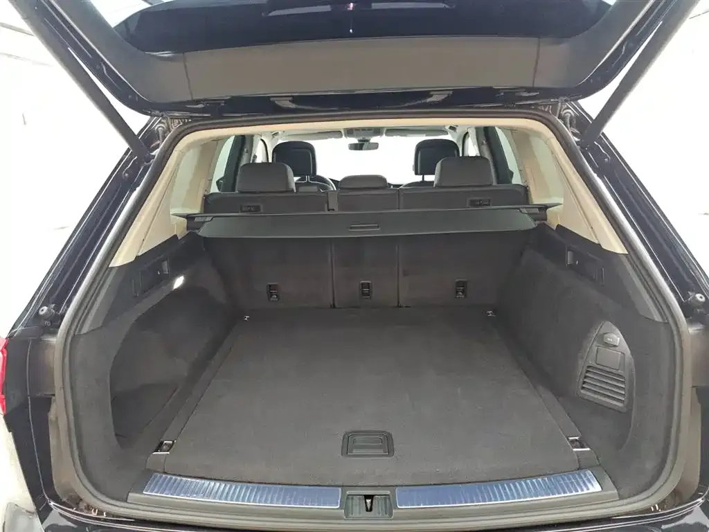 Volkswagen Touareg New Energy 2021 из CN, фото 3
