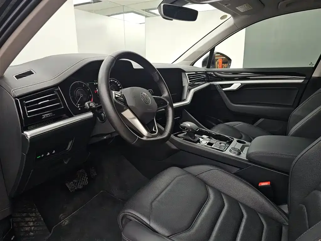 Volkswagen Touareg New Energy 2021 из CN, фото 7
