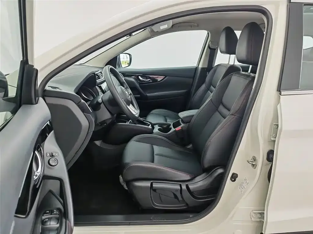 Nissan Qashqai 2022 из CN, фото 3